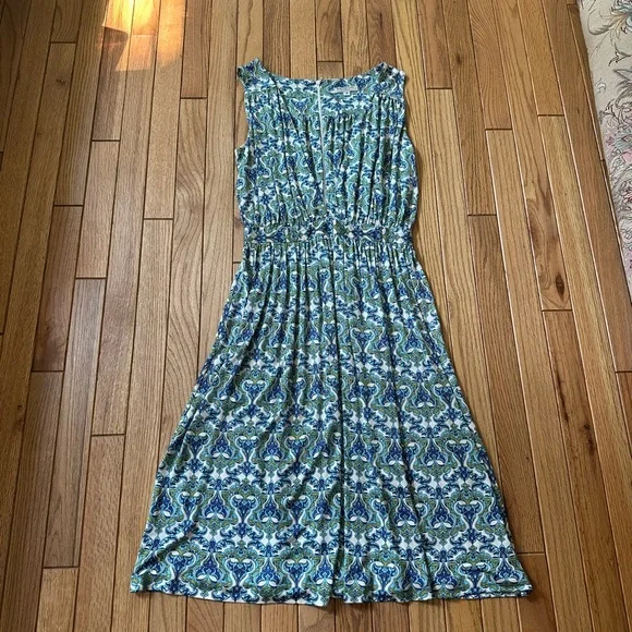 Printed blue/green low v neck Nieves Lavi dress